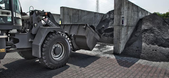 SR-SCHOLZ-Rohstoffe-Produktion-Boxen-Bagger